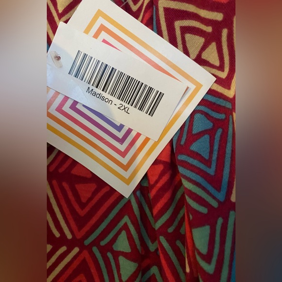 NWT XL Madison Skirt Super cute Knee length high waisted Flattering Super Cute! - Picture 8 of 11